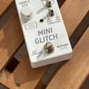 The King Of Gear Mini Glitch 2018 - Present - White