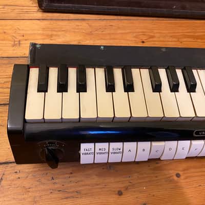 Jennings Univox 50’s synth. image 8