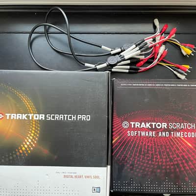Native Instruments Audio 8 DJ Interface w/Traktor Scratch Pro Vinyl Software and Timecode Kit image 4