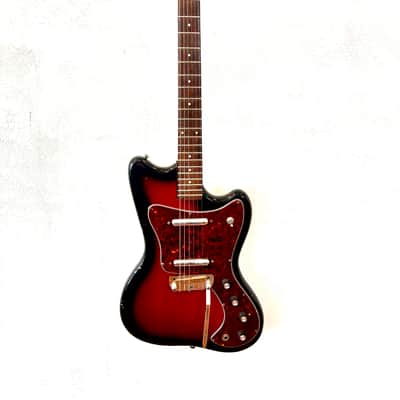 Silvertone Hornet 1960s - Sunburst image 1