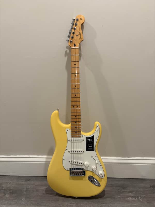 2019 Fender Player Stratocaster - Buttercream image 1