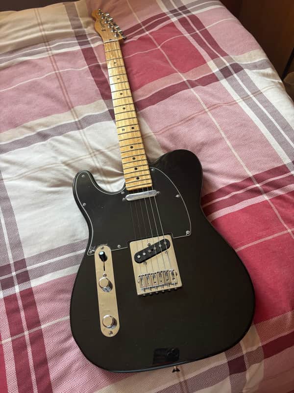 Fender Player Telecaster Left-Handed with Maple Fretboard