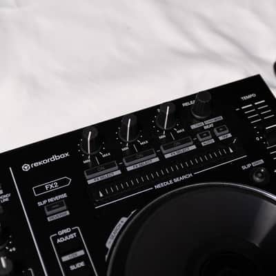 Pioneer DDJ-RR - rekordbox DJ Controller 2010s - Black image 8