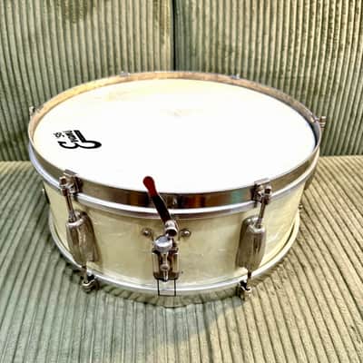 Slingerland Special Student 14x5.5 — 3-Point Strainer, Chicago Badge image 6