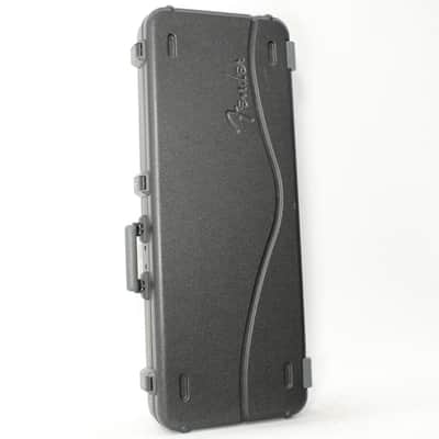 FENDER USA American Professional Telecaster Deluxe with ShawBucker Maple Fingerboard, Black [US18025058] (06/17) image 3