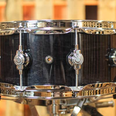 DW Performance Ebony Stain Snare Drum - 5.5x14 image 2
