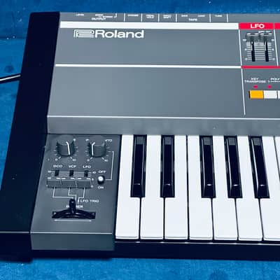 Roland Juno 106 Vintage Analog Synthesizer • MINT • Fully Restored • Museum Piece • Warranty image 2
