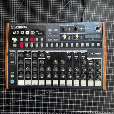 Arturia DrumBrute