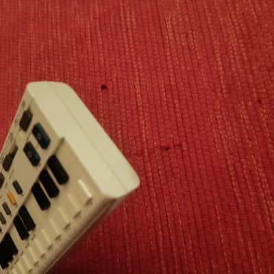 Casio VL-1 VL-Tone 29-Key Synthesizer Keyboard 1979 - 1984 - White image 3