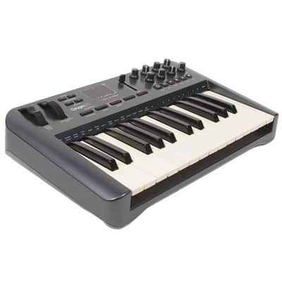M-Audio Oxygen 25 mkIII USB MIDI Controller USED image 2