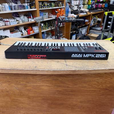 Used AKAI Professional MPK261 61-key Keyboard MIDI Controller image 7