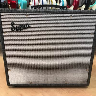 Supro 1605RH Reverb Special Head and 1790 Black Magick Extension Cabinet Stack image 5