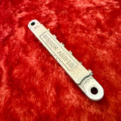 Gibson ABR-1 NO WIRE forge stamp guitar bridge 1959 - Nickel original vintage USA image 3