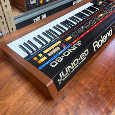 Roland Juno-60 - NIce - Serviced - options: Midi, Chorus Input, Factory Case image 8