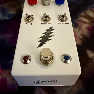 Smokin’ Amps Co. Lumitron 2025-present - White image 2