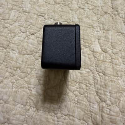 JHS Buffered Splitter V2 2018 - Present - Black image 5
