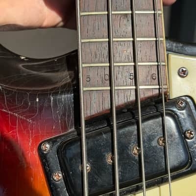 Mosrite Ventures Bass 1964 - 1st issue w/all early features Nitro'gard & Saucer knobs ready to enjoy ! image 11