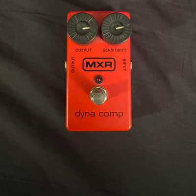 MXR M102 Dyna Comp 1995 - Present - Red image 2