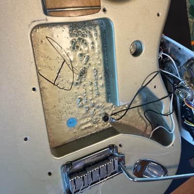 Fender American Standard Stratocaster with Maple Fretboard 1997 - Inca Silver image 14