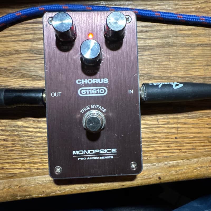 Monoprice Chorus 611610 effect pedal image 1