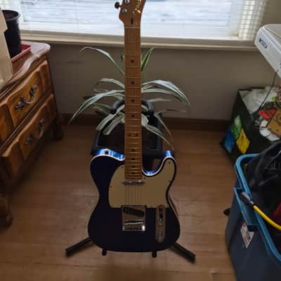 Fender American Ultra Luxe Telecaster 2021 - Blue Sparkle image 10