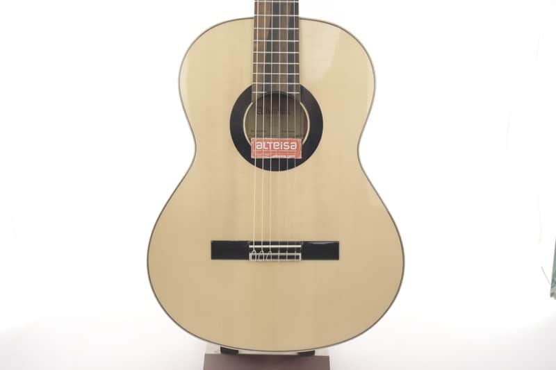 Alhambra GS Green Sustain Classical Guitar 2025