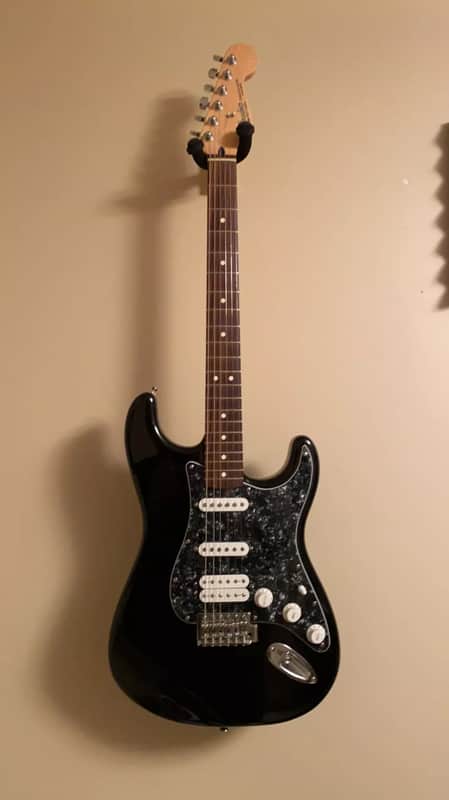 Fender Standard Stratocaster