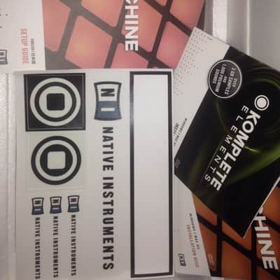 Native Instruments Maschine Mikro MK1 Black image 3