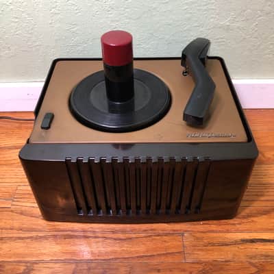 RCA 50's Tube 45 Singles Changer - FULLY Restored - turntable image 6