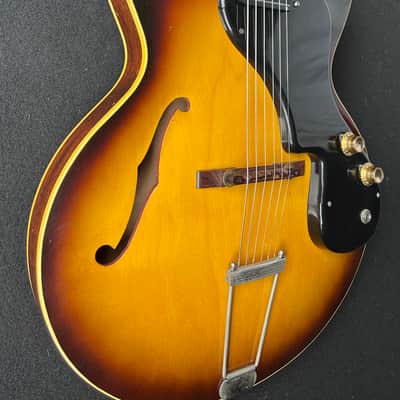 1962 Gibson ES-120T Vintage Hollowbody Electric Guitar Sunburst w/ Original Pickup + Gibson Case image 2