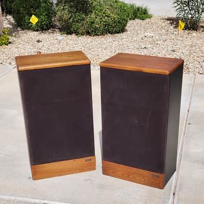 Advent Advent Legacy II Floor Speakers 80s image 2