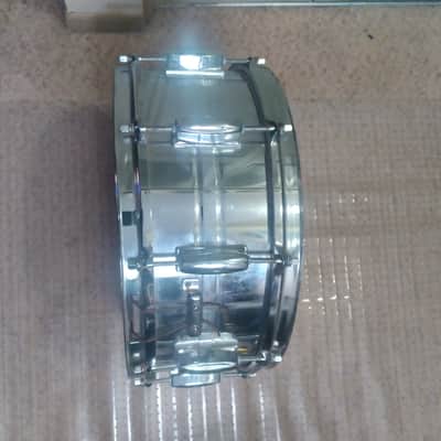 1960s pearl 14" snare drum  60s oval badge 10 lug image 4