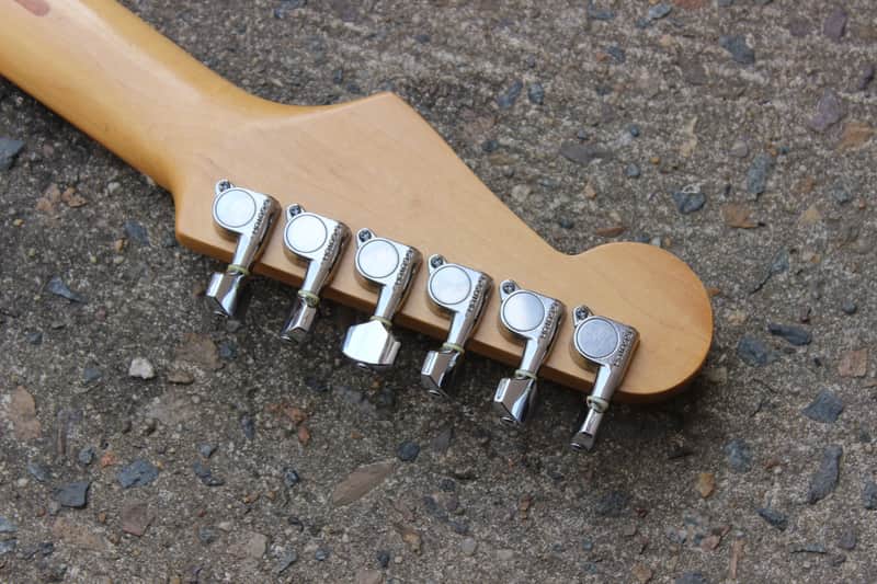 1986 Fender Japan Medium Scale Stratocaster ST-314 (White) w/Gig