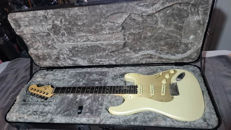 Fender American Elite Stratocaster with Ebony Fretboard 2018 - Olympic Pearl