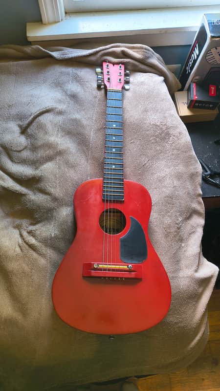 Lauren LAPKMRD 30" 1/2-Size Kids' Nickle String Acoustic Guitar - Red image 1