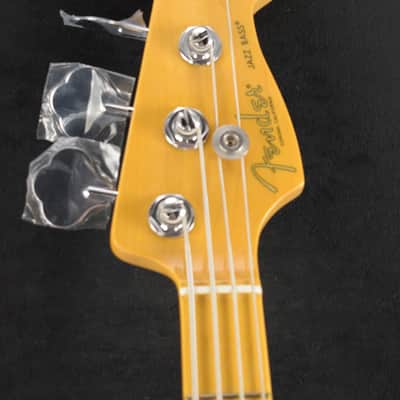 Mint Fender American Professional II Jazz Bass 3-Color Sunburst Maple Fingerboard image 4