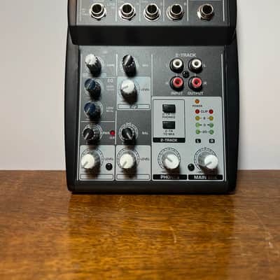 Behringer Xenyx 502 5-Input Compact Mixer 2019 - Present - Standard image 11
