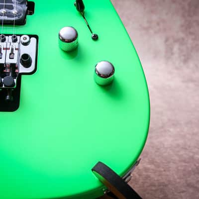 JACKSON USA Custom Shop Dinky HSH Floyd "Neon Green + Ebony" (2026) image 9
