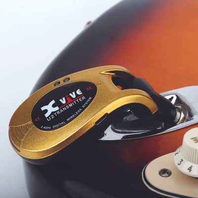 Xvive Wireless Guitar System ~ Gold image 3