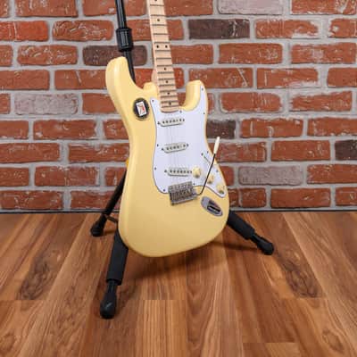 Fender Yngwie Malmsteen Stratocaster Vintage White 2020 w/Hard Shell Case image 3