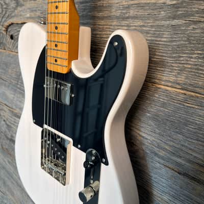 Squier FSR Special Run Classic Vibe '50s Telecaster SH - White Blonde w/Maple FB image 5