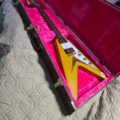 Epiphone '58 Korina Flying V 2023 - Aged Natural (White Pickguard) image 1