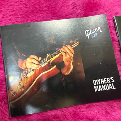 2012 / 2018 Gibson Owners Manual Lot Case Candy image 3