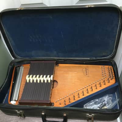 Vintage Oscar Schmidt Autoharp 36 String 15 chords good condition image 2