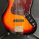 Squier Classic Vibe 60's Jazz Bass 4-String Bass Guitar 3-Tone Sunburst (890)
