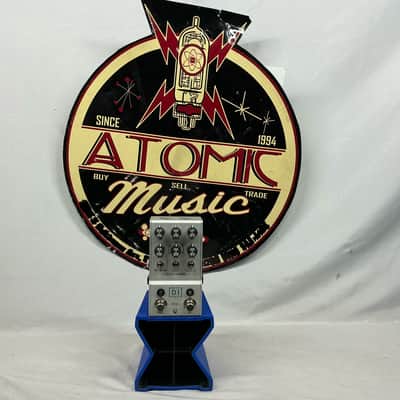 Walrus Audio Mako Series D1 v1 Delay Pedal image 1