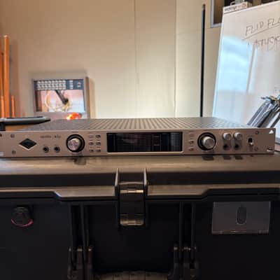 Universal Audio Apollo x8p Gen 2 Thunderbolt Audio Interface 2024 - Present - Silver image 2
