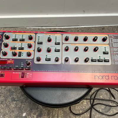 Nord Rack 2 16-Voice Rackmount Virtual Analog Synthesizer 1997 - 2003 - Red