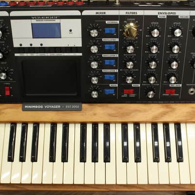 MOOG Minimoog Voyager Performer Edition V3.5 Bb Mw GOLD KNOB [3794] (08/17) image 10