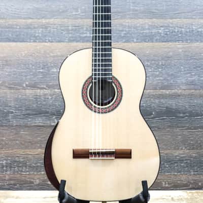 Manuel Rodriguez Superior Series C-S Solid Spruce Top 4/4 Size Classical Guitar image 2